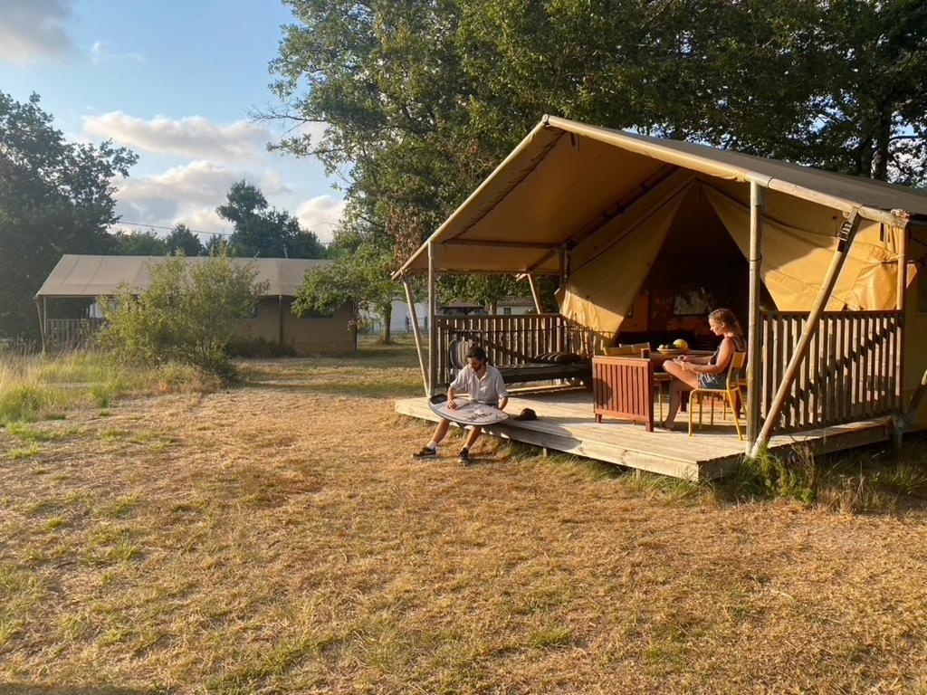 Camping La Kahute - Tente Lodge Au Coeur De La Foret Carcans Dış mekan fotoğraf