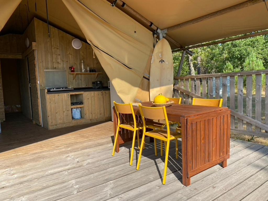 Camping La Kahute - Tente Lodge Au Coeur De La Foret Carcans Dış mekan fotoğraf