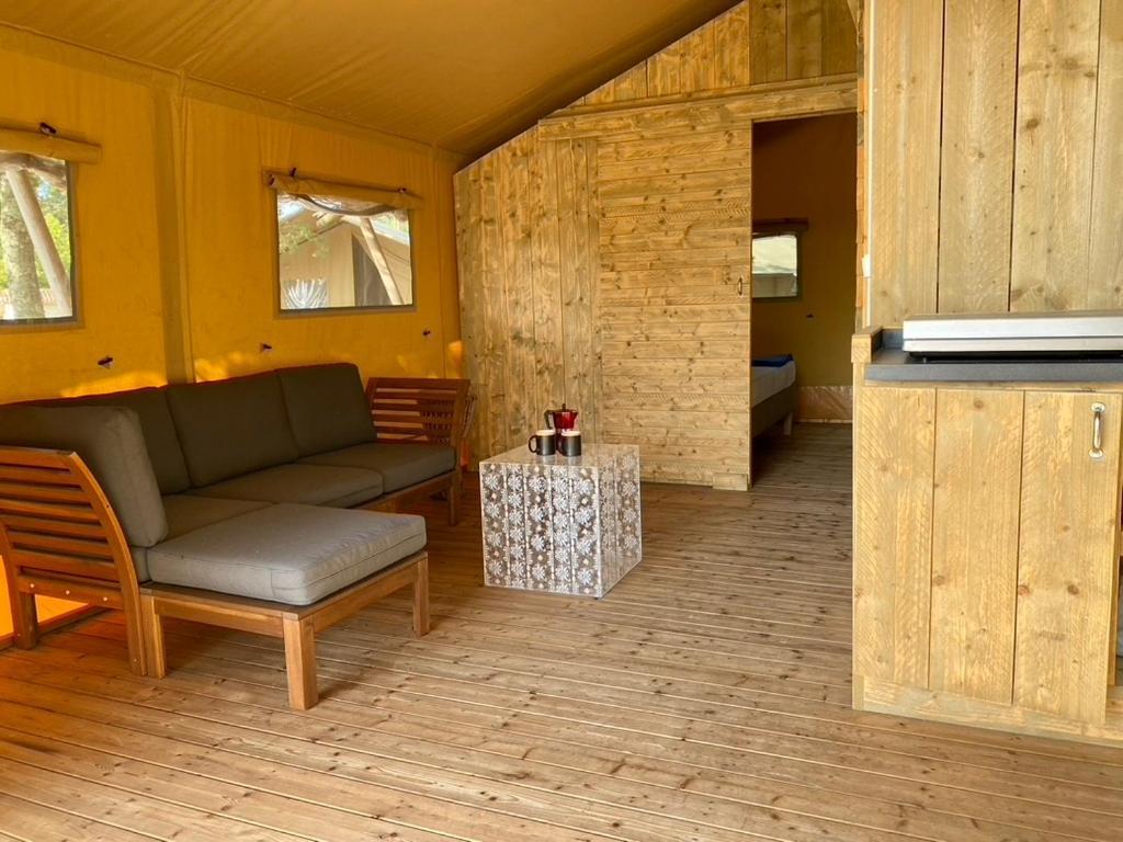 Camping La Kahute - Tente Lodge Au Coeur De La Foret Carcans Dış mekan fotoğraf